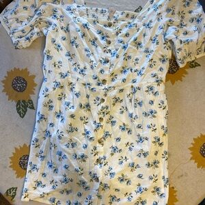 Old Navy Blue Floral Button-Down Blouse